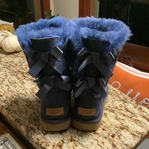 Ugg Dark Blue Suede Bailey Bow Boots size 8